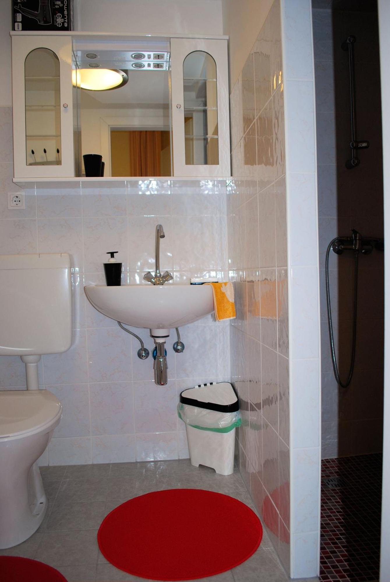 Apartments Heine Wina Bagian luar foto