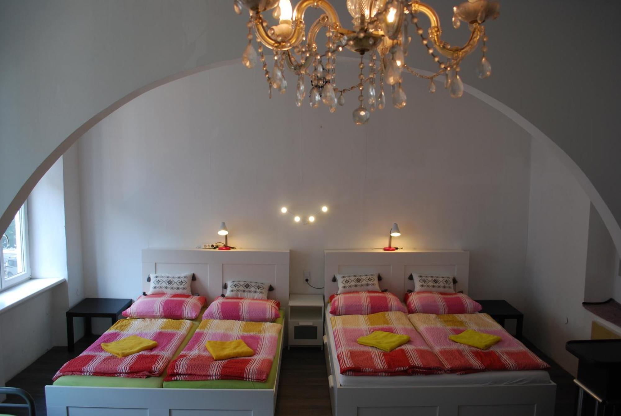 Apartments Heine Wina Bagian luar foto